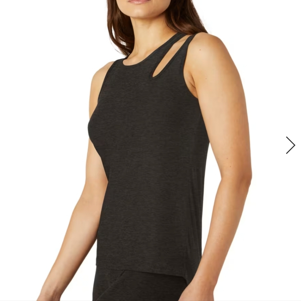 Beyond Yoga Featherweight Yoga Cutout Top